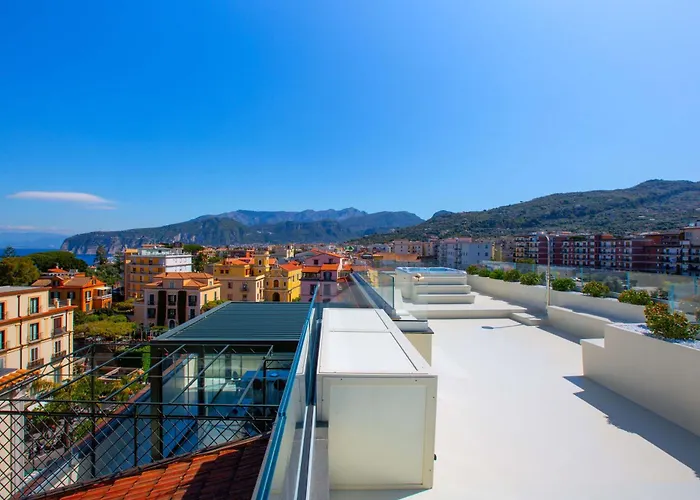 - The Square Penthouse * Сорренто