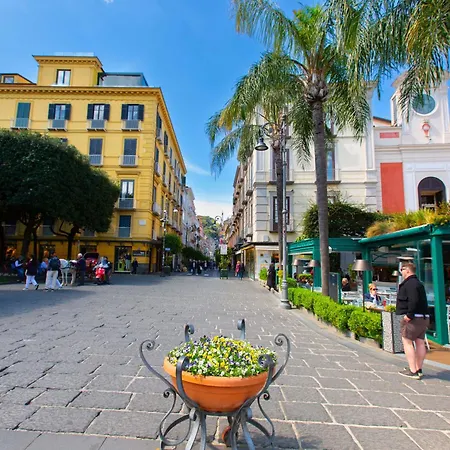 - The Square Penthouse Vakantiehuis *