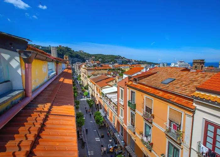 Holiday home - The Square Penthouse Sorrento
