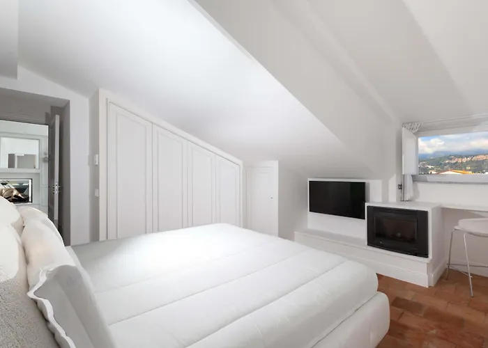 別荘 - The Square Penthouse ソレント