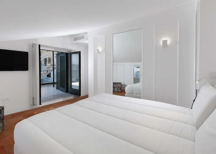- The Square Penthouse בית נופש סורנטו